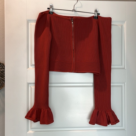 Burnt orange off-shoulder top by Gianni Bini. Large. Like new. - Picture 4 of 5